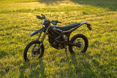 SURRON Ultra Bee 2025
